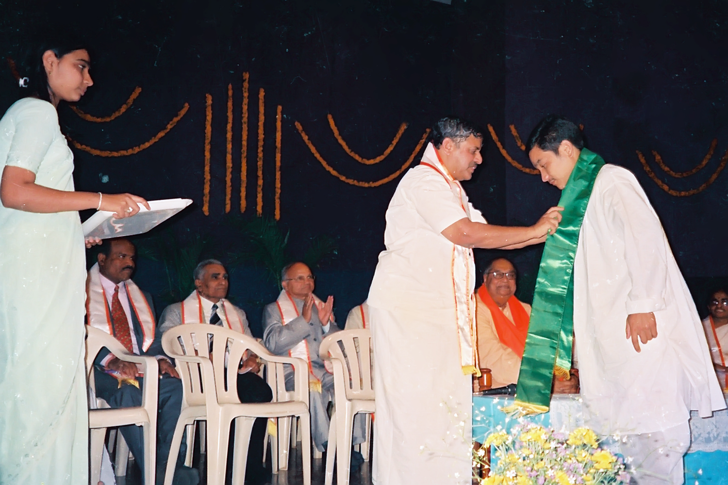 Chow Siddhartha & Dr. HR Nagendra SVYASA Yoga University Image